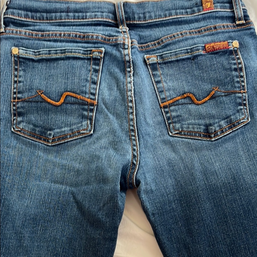 7FOR ALL MANKIND 29 bootcut jeans Low-rise, some stretch. Smoke/ pet free space.